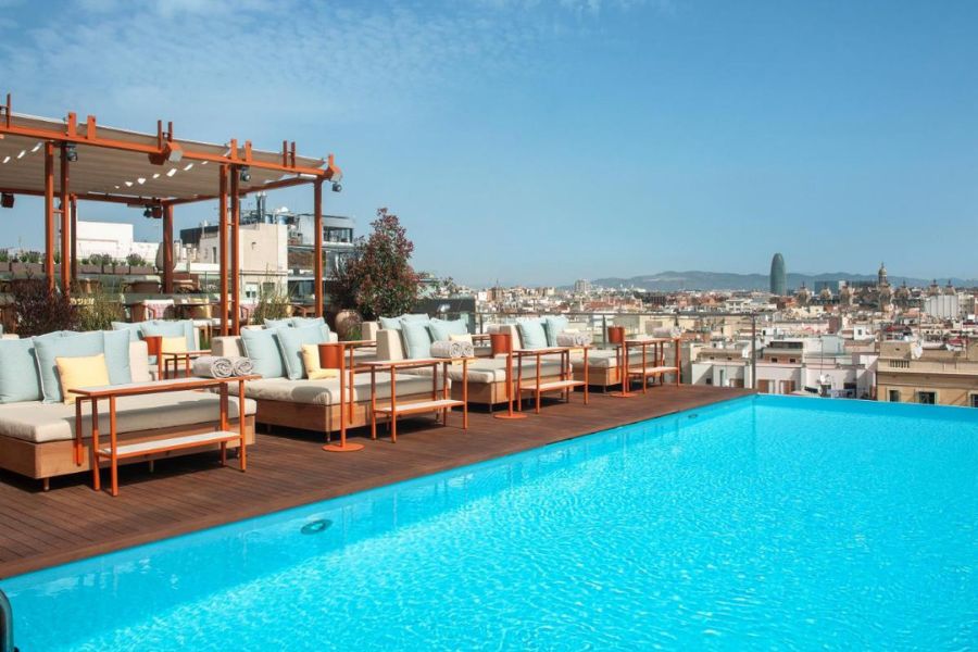 מלון Grand Hotel Central