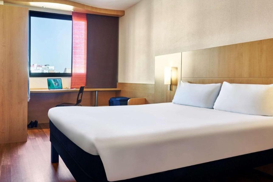 מלון Ibis Barcelona Centro
