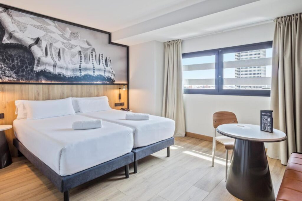 מלון Andante Hotel
