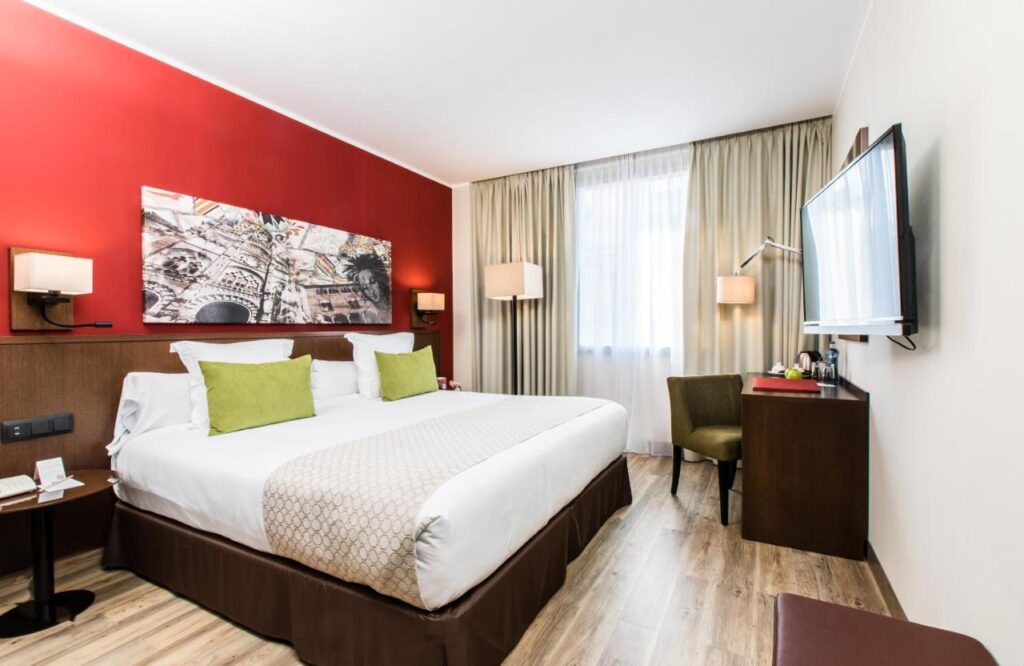 מלון Leonardo Hotel Barcelona Gran Via