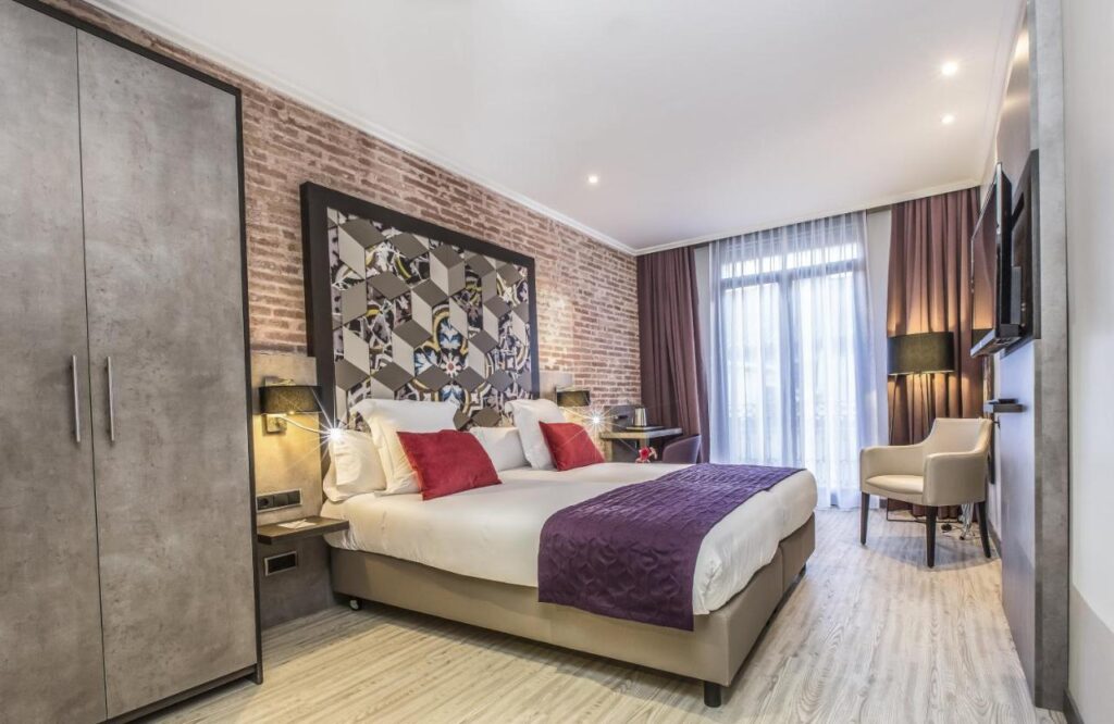 מלון Leonardo Hotel Barcelona Las Ramblas